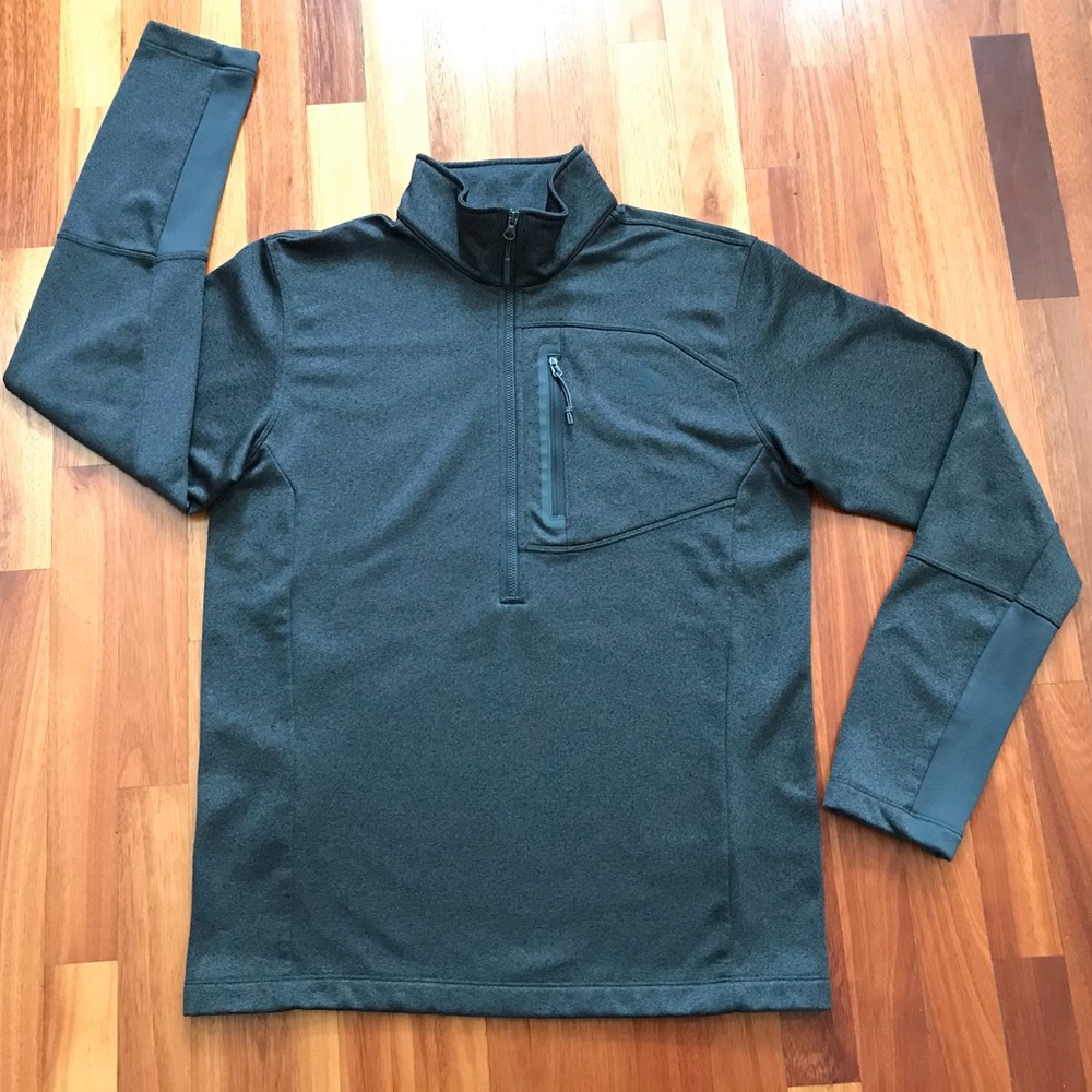 SOLD The North Face 1/2 Zip Soft Shell Grey Black - Picture 4 of 8